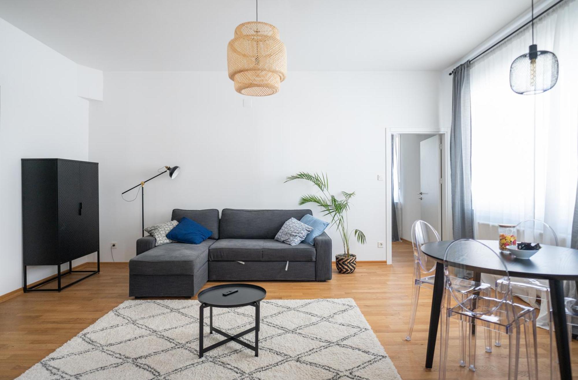 Wally By Flat White - With Elevator Apartment *